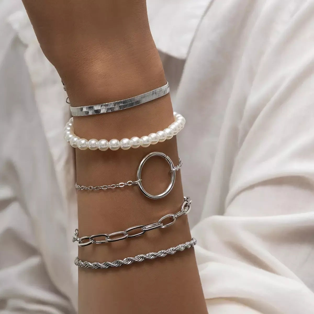 Flat Snake Twist Chain & O-Shaped Buckle Bracelet Set | Silver & Golden
