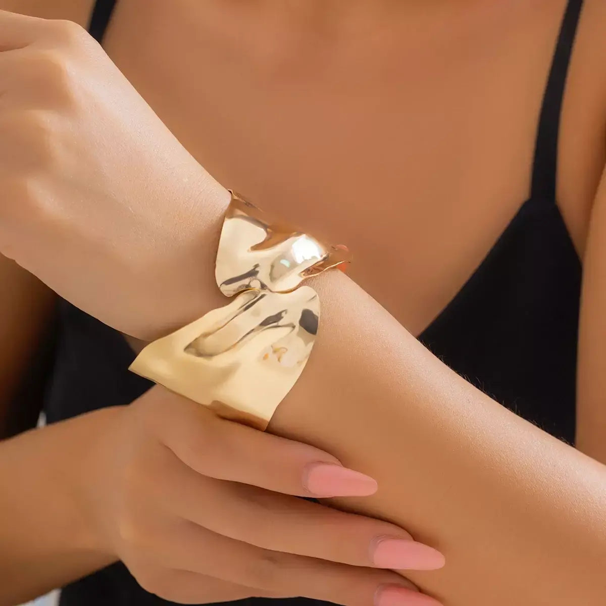 Cross Open Cuff Bangle | Golden