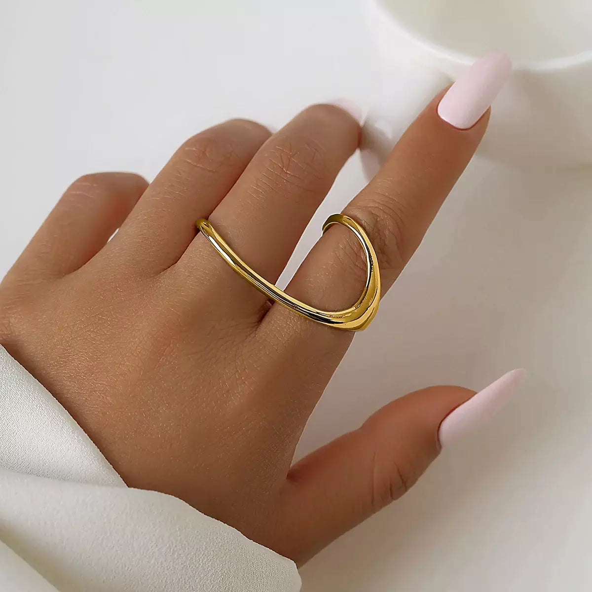 Geometric Hollow Ring | Gold & Silver