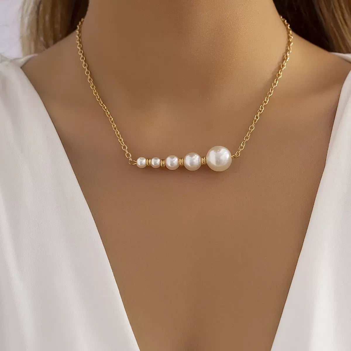 Ascending Pearl Beaded Necklace
